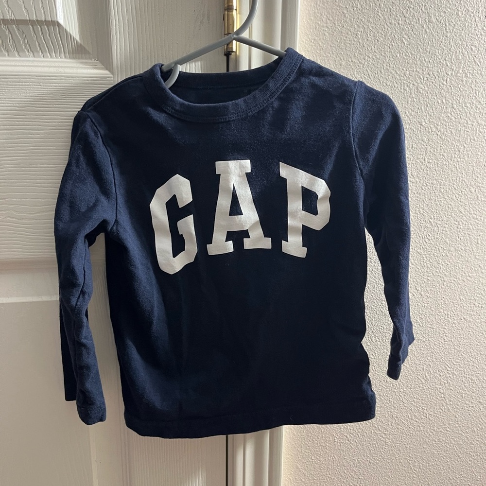 Baby Gap long sleeved t-shirt